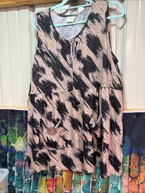 Simple Pink and Black Brushstroke Sleeveless dress front pockets